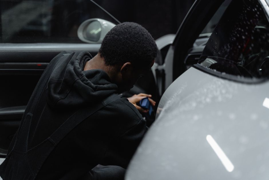 Insulfilm em São Paulo: Como escolher a película ideal para seu carro ou imóvel